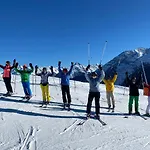 Valara Alpine Art Тукс