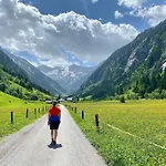 Готель Valara Alpine Art