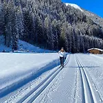 Готель Valara Alpine Art 4*