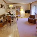 Готель Valara Alpine Art Тукс