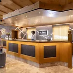 Готель Valara Alpine Art 4*