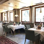 Готель Valara Alpine Art 4*