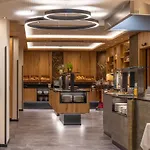 Valara Alpine Art 4*