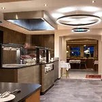 Valara Alpine Art 4*