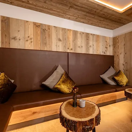 فندق دير ريندرارهوف 4*