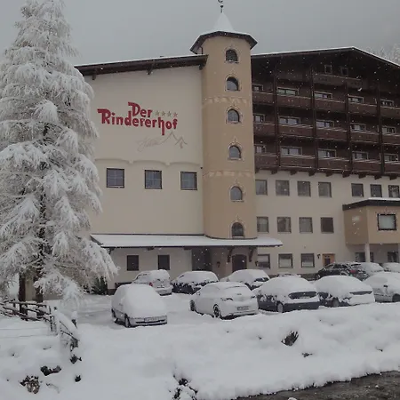 Hotel Valara Alpine Art