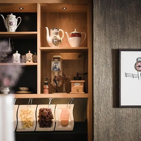 Hotel Valara Alpine Art