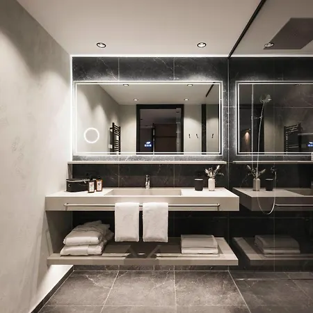 Valara Alpine Art Hotel