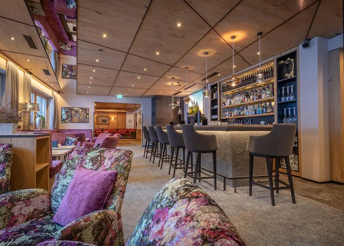 Hotel Valara Alpine Art 4*