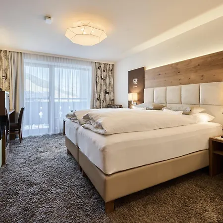 Valara Alpine Art Hotell