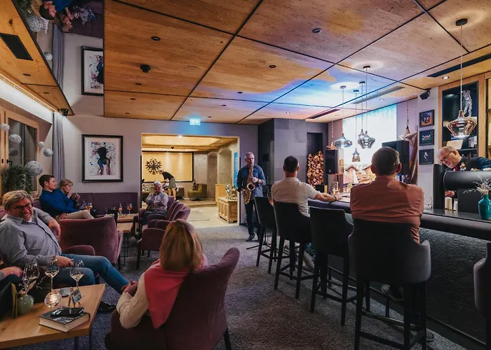 Valara Alpine Art 4*