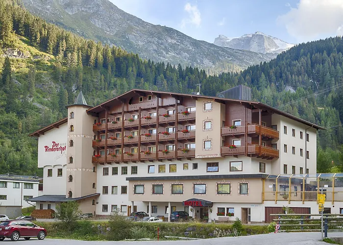 Valara Alpine Art Hotell